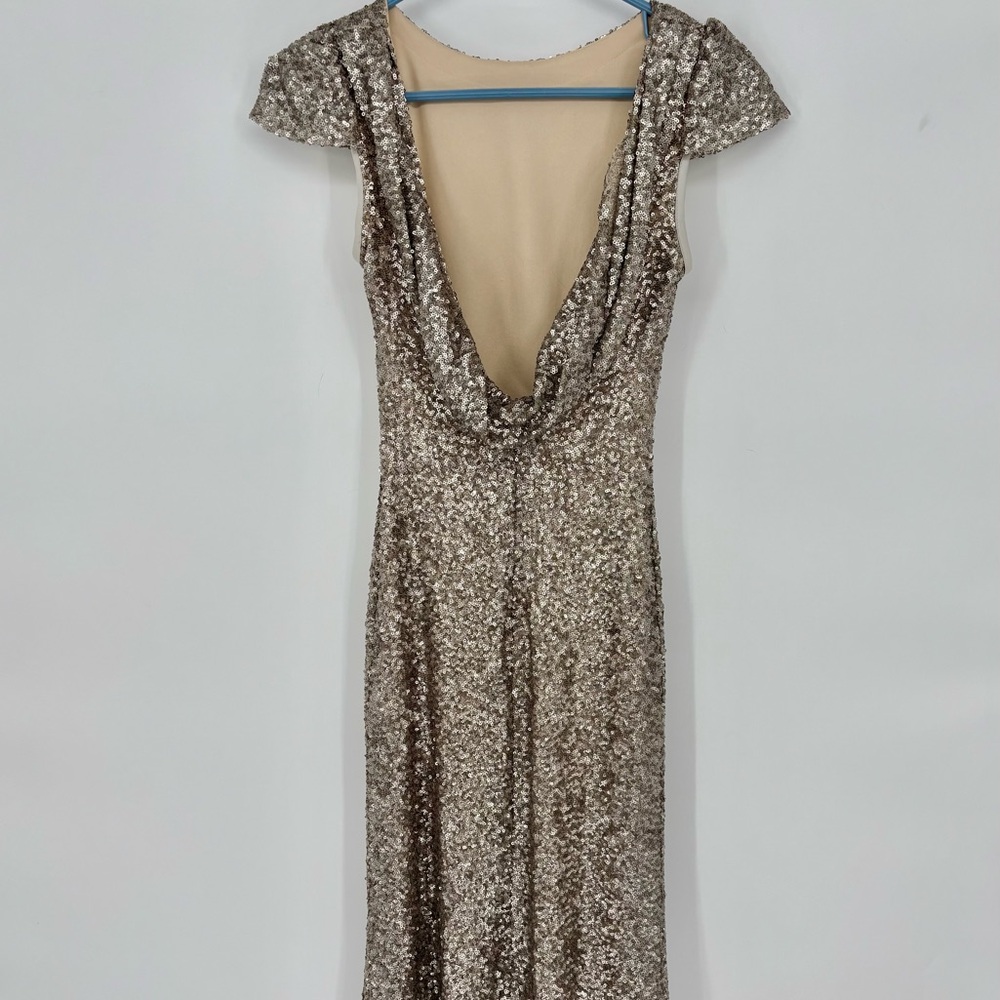 Sorella Vita Silver Modern Sequin Gown - Picture 6 of 11